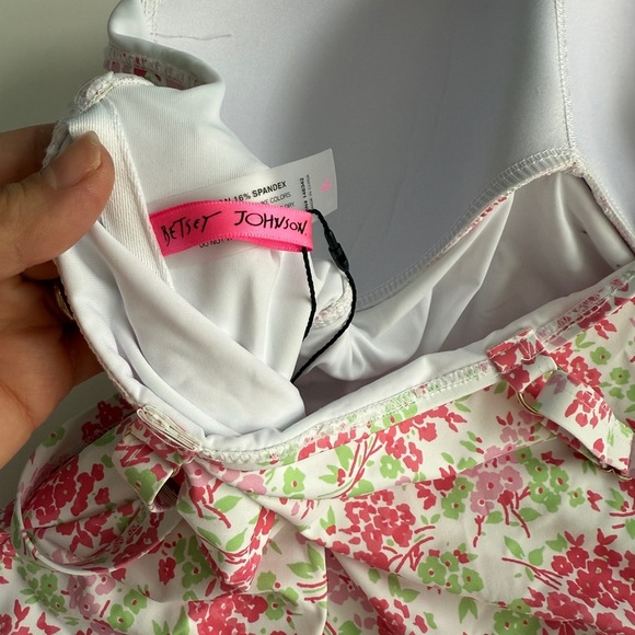 NWT Betsey Johnson Floral One-Piece Swimsuit L Sweetheart Neck Ruched Bandeau - Picture 11 of 11